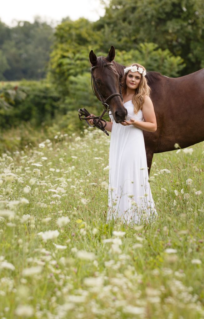 fall senior photo horse